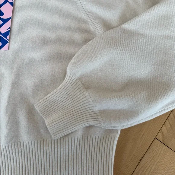 Naked Cashmere noname Women's Cream Cashmere Sweater